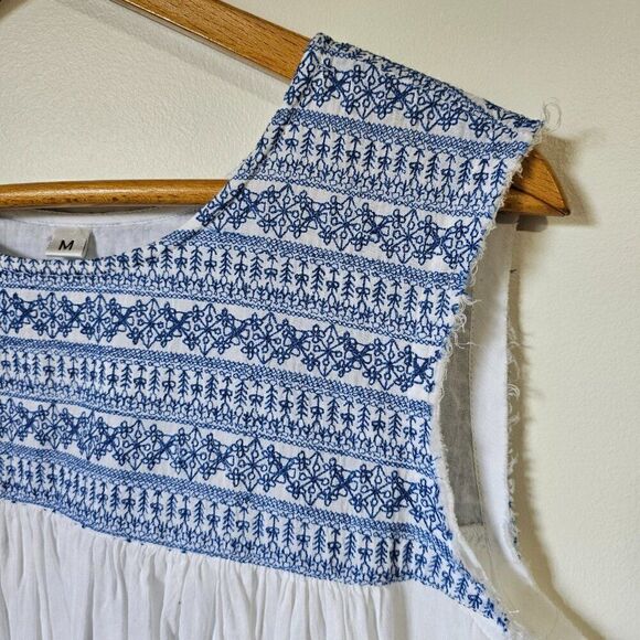 EUC NEVER WORN BOHO EMBROIDERED TASSEL HEM COTTON DRESS SIZE M - Picture 3 of 16